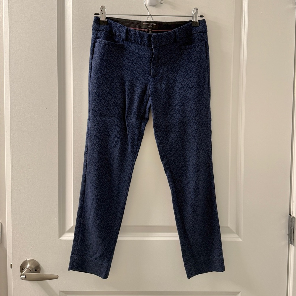 Banana Republic Slown Navy Patterned Chinos